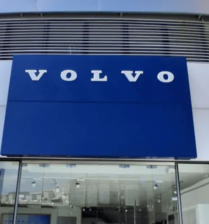 Letreiro legalizado — Volvo